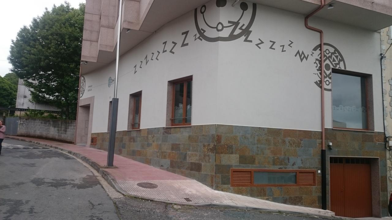 A Pousada Zendoira Palas de Rei Exterior foto